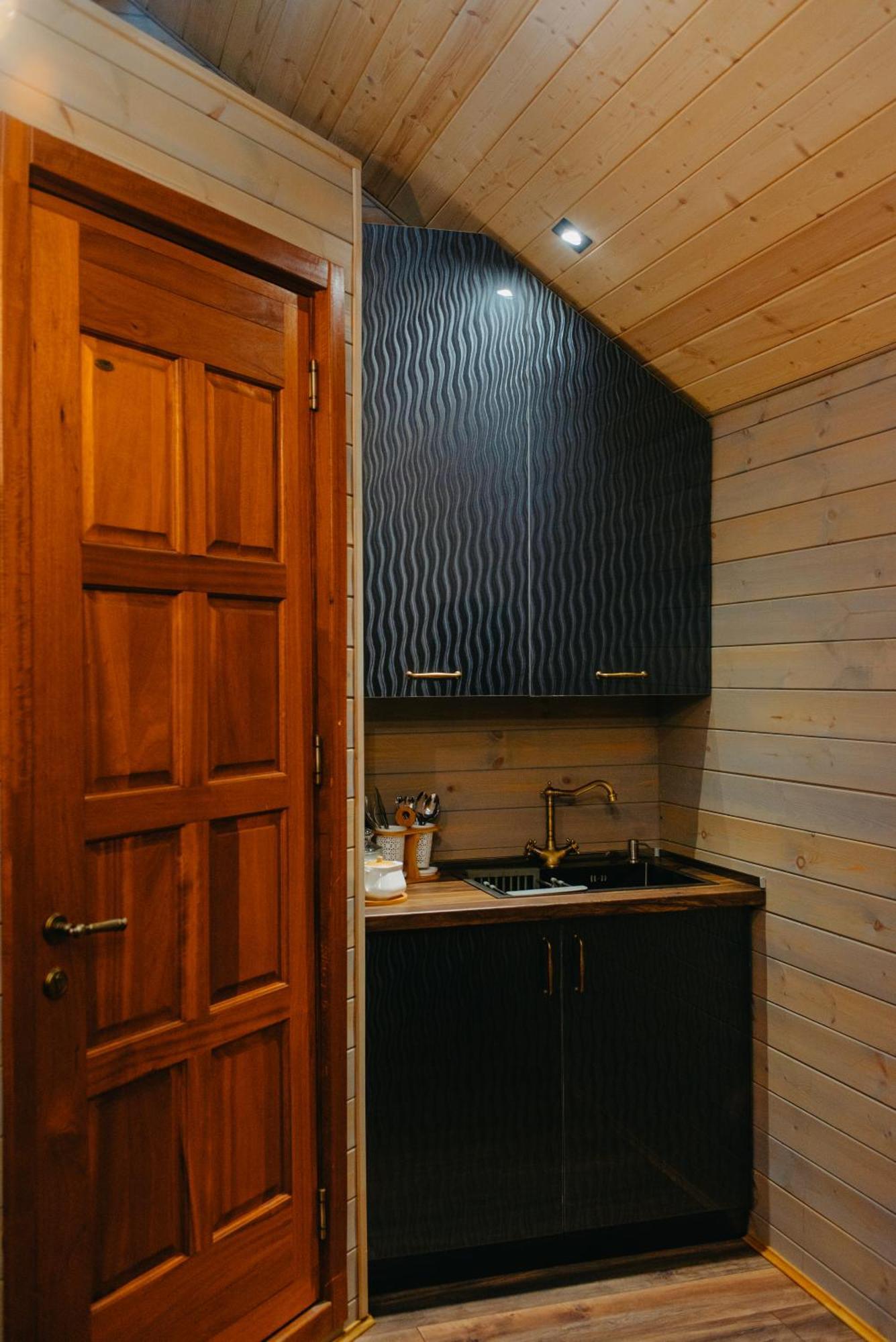 Wanderholic Hotel Telavi Buitenkant foto