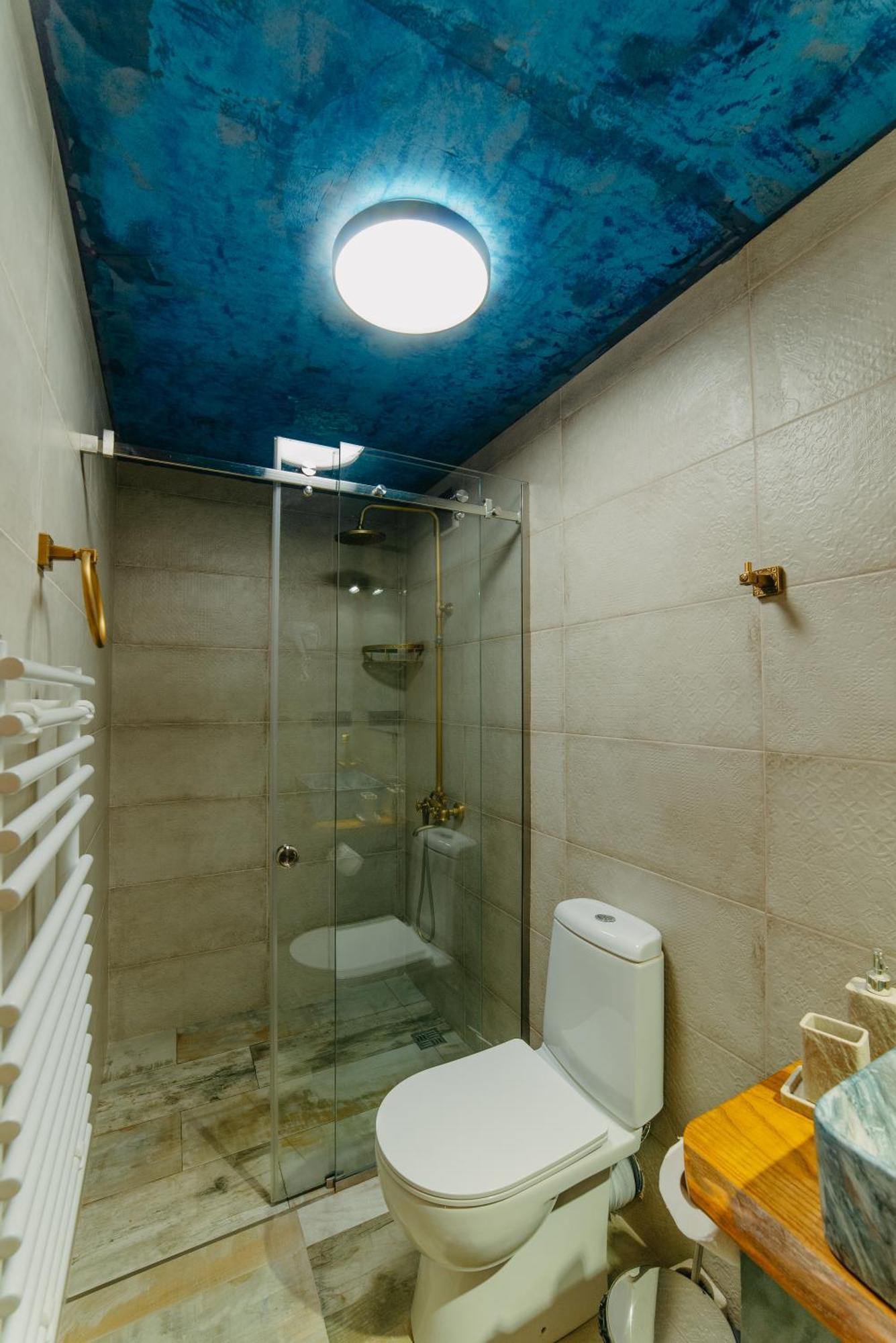 Wanderholic Hotel Telavi Buitenkant foto