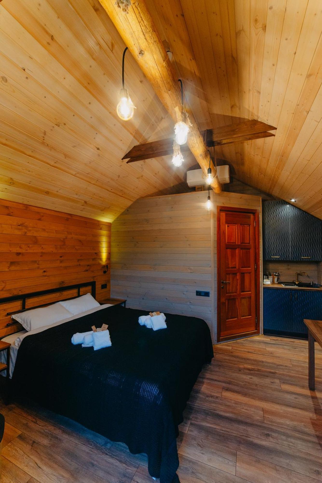 Wanderholic Hotel Telavi Buitenkant foto