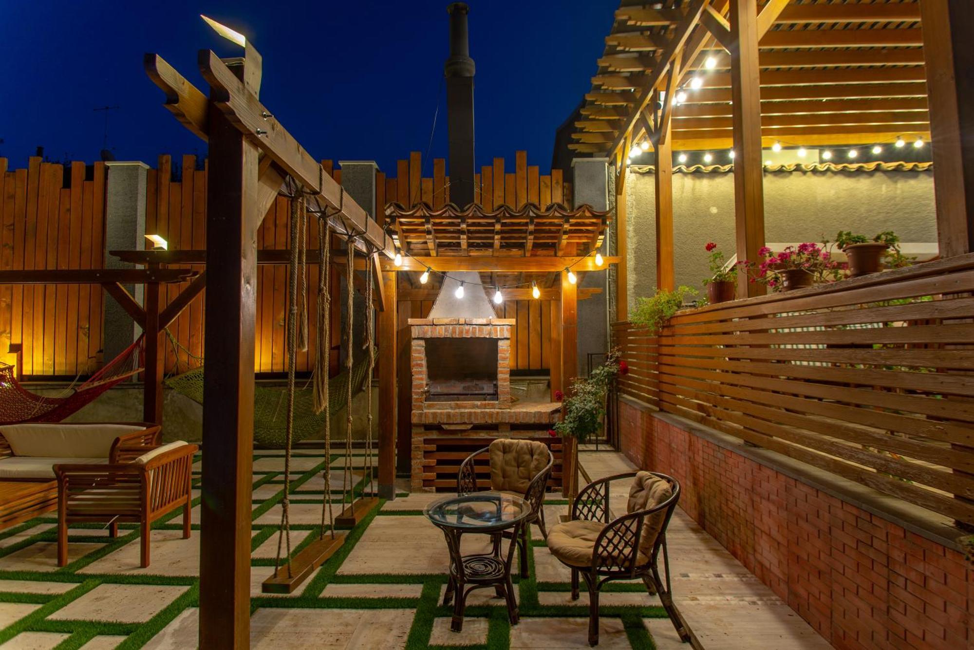 Wanderholic Hotel Telavi Buitenkant foto