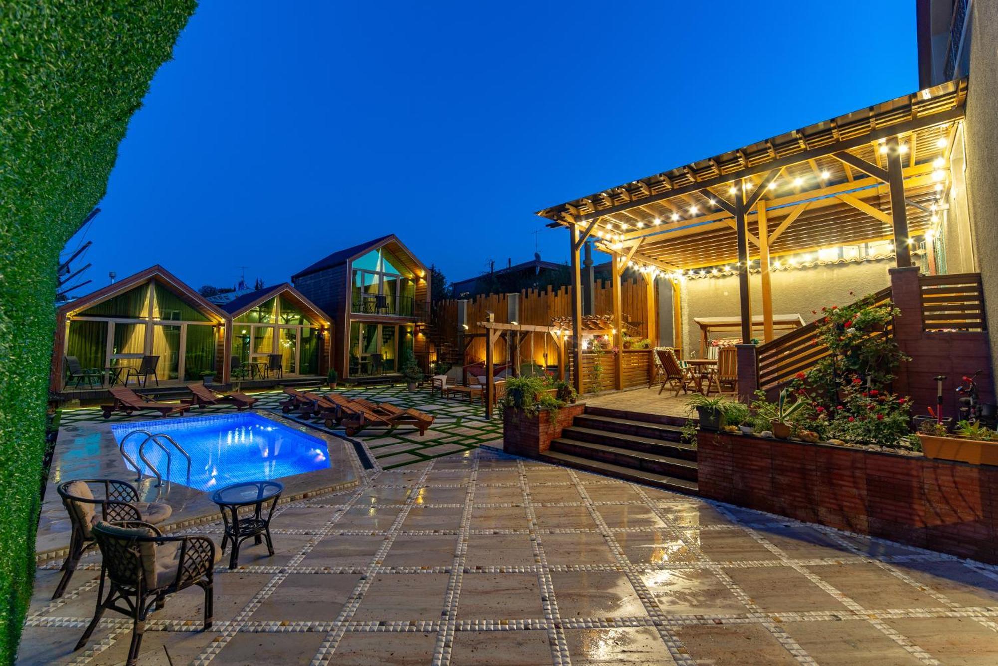 Wanderholic Hotel Telavi Buitenkant foto