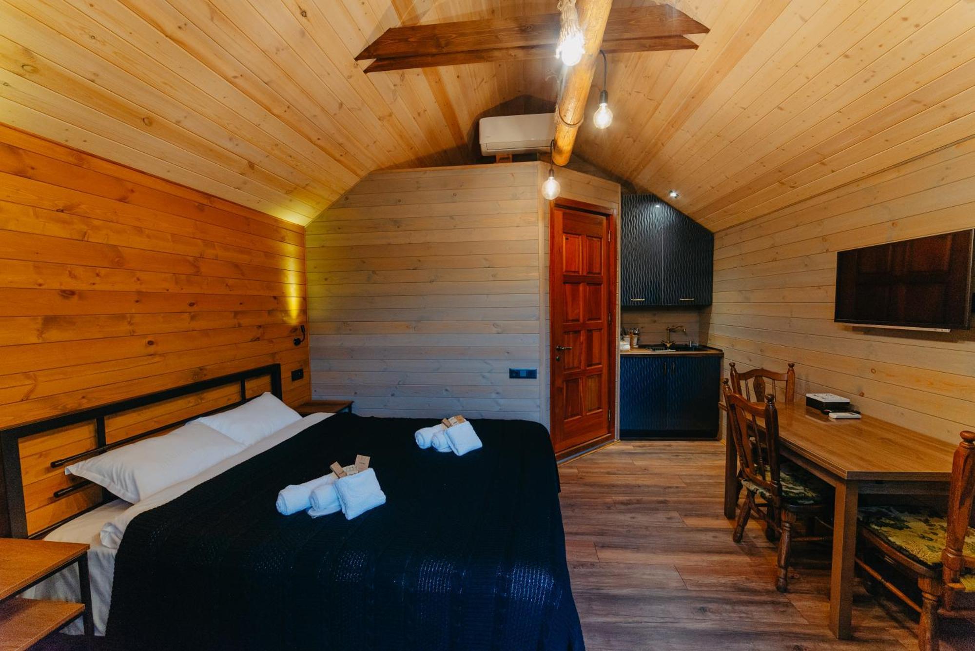 Wanderholic Hotel Telavi Buitenkant foto